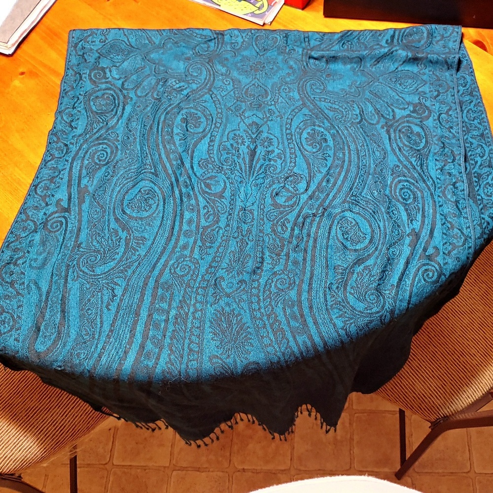 Blue pashmina scarf